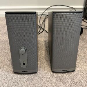 Bose Silver Desktop Speakers